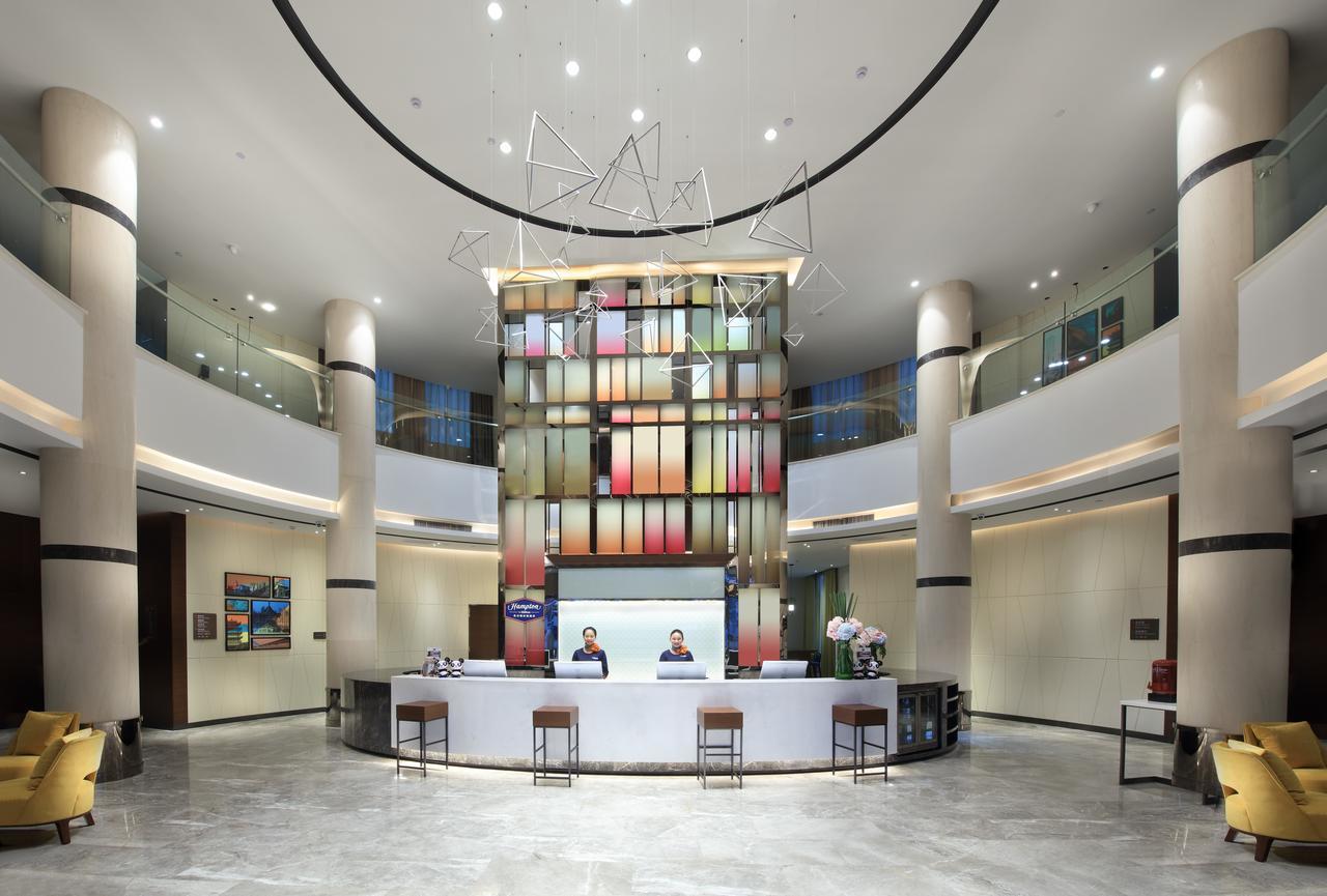 Hampton By Hilton Wuhan Tianhe Airport East Екстер'єр фото